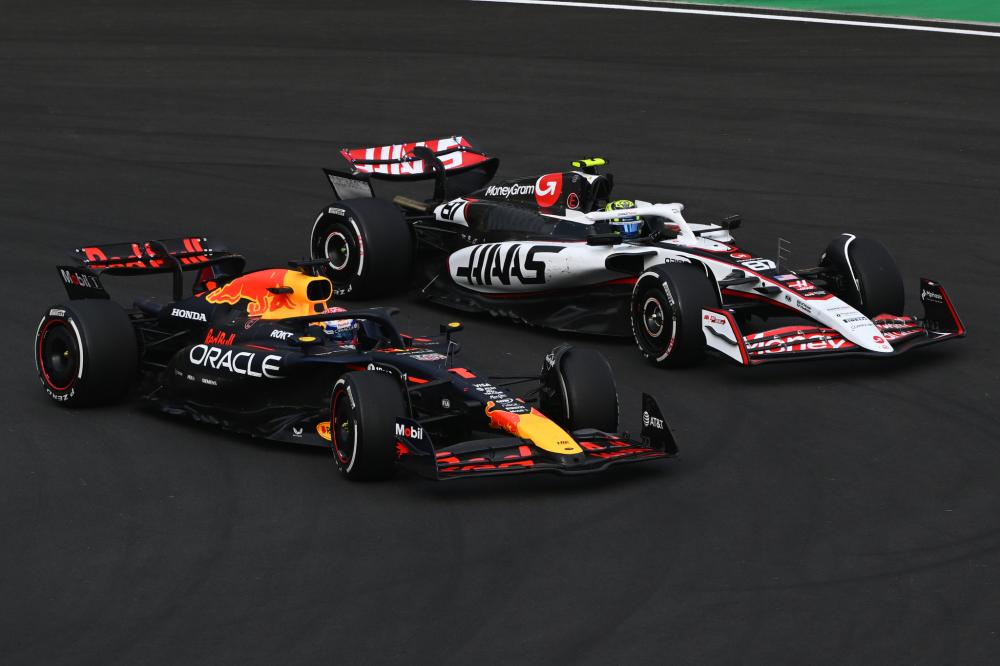 知名顾问：加拉塔萨雷签萨内是巨大成功；奥斯梅恩没解约条款