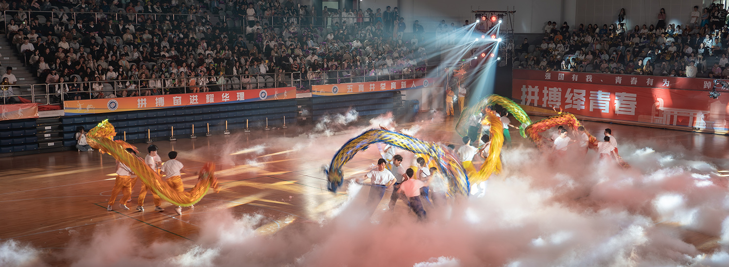 霍姆格伦：冲突已过专注当下，三分全中感恩团队